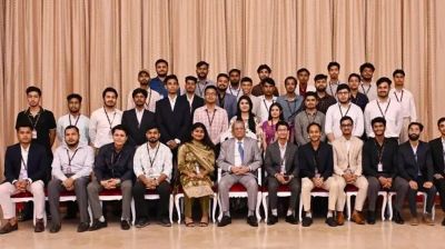 মাদকবিরোধী সামাজিক আন্দোলন গড়ে তুলতে তরুণদের আহ্বান রাষ্ট্রপতির