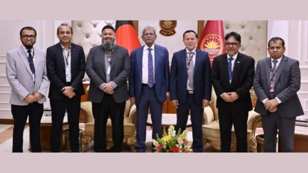 দেশে এত গ্র্যাজুয়েট, তবু প্রতিষ্ঠান পরিচালনায় বিদেশি কর্মী কেন