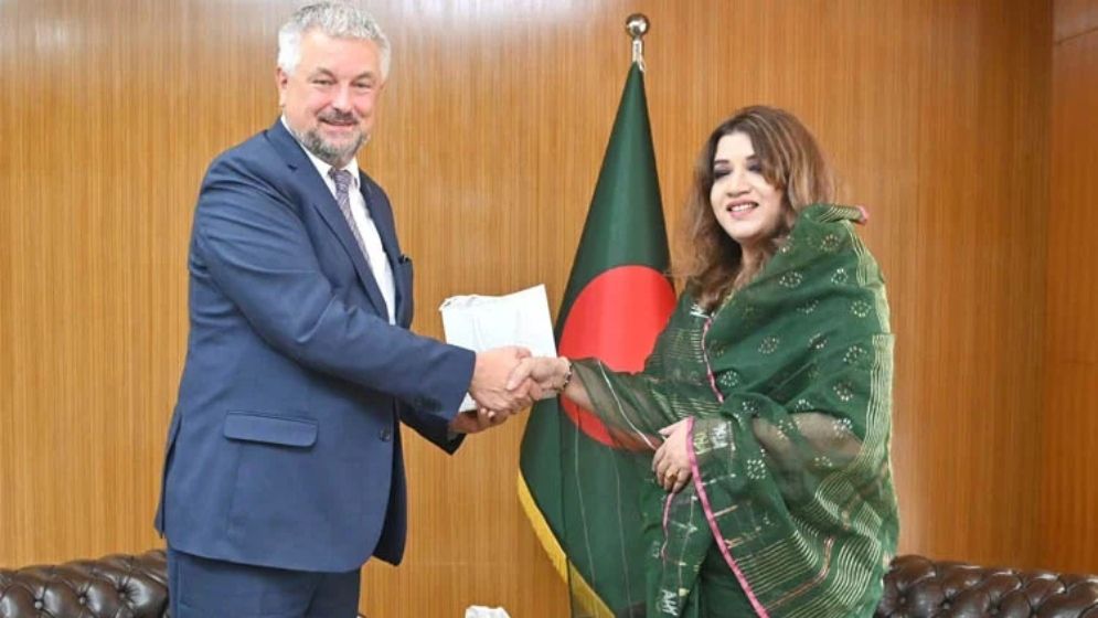 বাংলাদেশের গুরুত্বপূর্ণ খাতে লিথুয়ানিয়াকে বিনিয়োগের আহ্বান পররাষ্ট্র প্রতিমন্ত্রীর