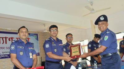 টানা পাঁচবারের মতো সুনামগঞ্জের শ্রেষ্ঠ ভারপ্রাপ্ত কর্মকর্তা রতন শেখ