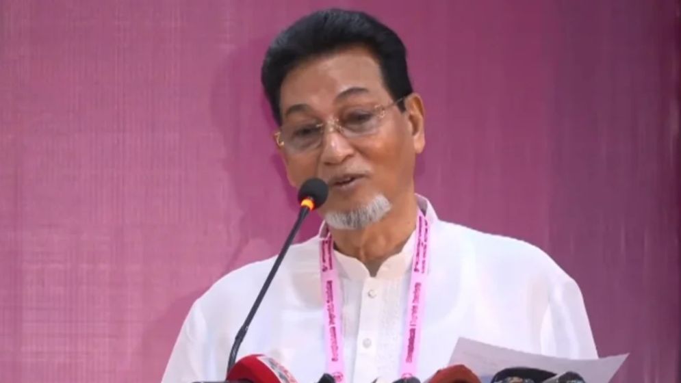 আওয়ামী লীগের সন্ত্রাসীরা এখন রিকশাচালক হিসেবে হাজির হয়েছে: চিফ হুইপ