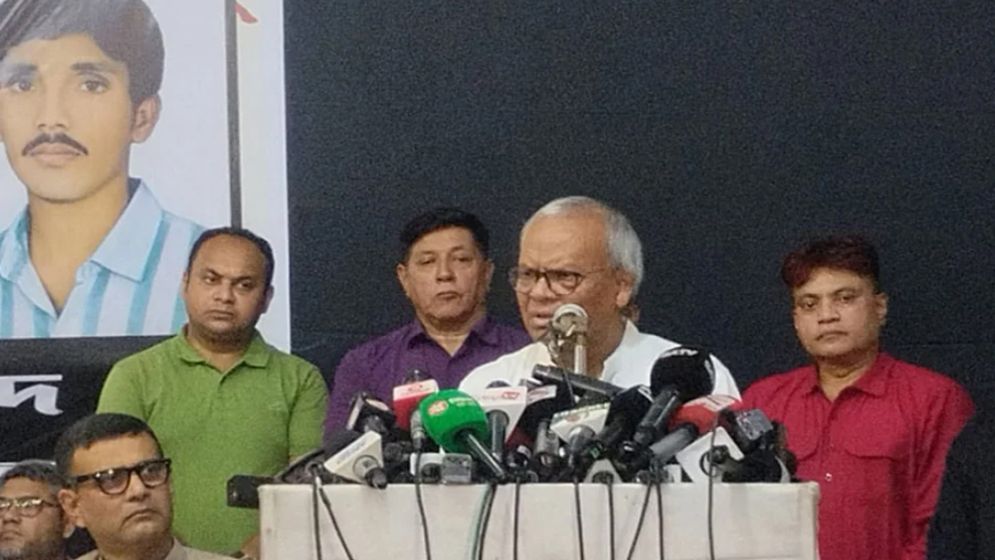 খালেদা জিয়া ও তারেক রহমানের ত্যাগেই চব্বিশের গণঅভ্যুত্থান: রিজভী