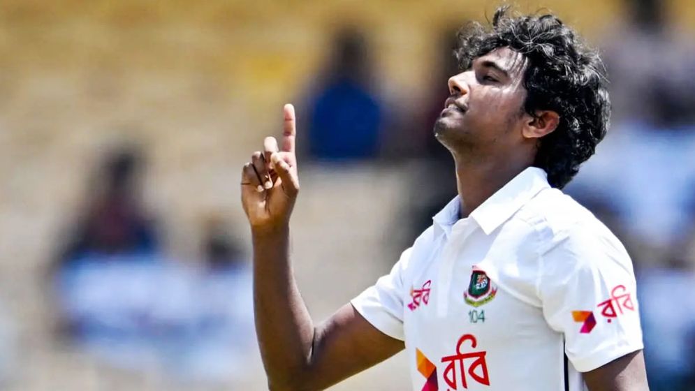 টেস্টে বাংলাদেশের প্রথম পেসার হিসেবে হাসান মাহমুদের হ্যাটট্রিক