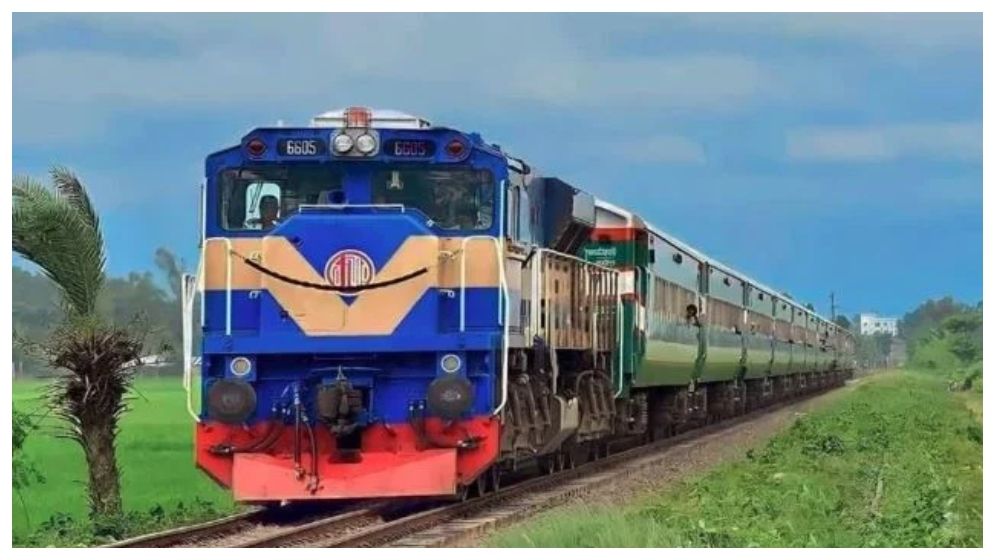 দুর্গাপূজায় ঘরমুখী যাত্রীদের স্বস্তি দিতে চলবে বিশেষ ট্রেন