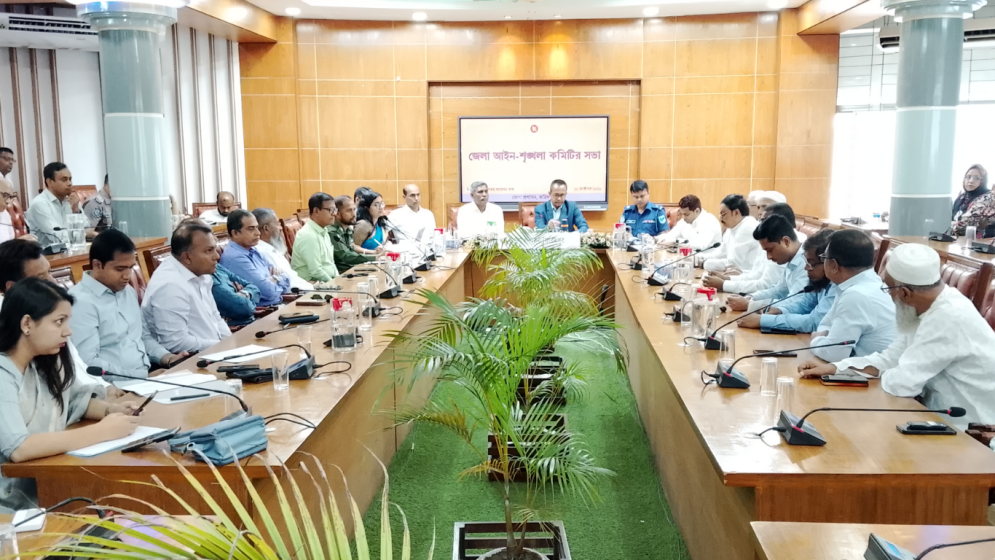 দুর্গাপূজায় নিরাপত্তা ও যানজট নিরসনে কঠোর পদক্ষেপের নির্দেশ