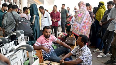 ঢাকা থেকে সৌদিগামী ৬১ ফ্লাইট ব্যাহত, ভোগান্তিতে ৯২৬৯ যাত্রী