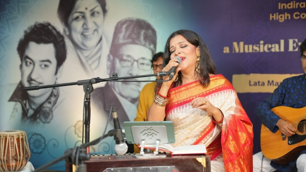 ভারতীয় হাইকমিশনে লতা, কিশোর ও মান্না দেকে স্মরণে সংগীতসন্ধ্যা