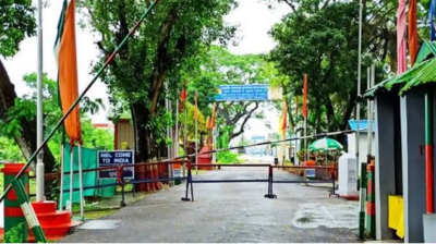 আখাউড়া স্হলবন্দরের আমদানি রপ্তানি বন্ধ সাত দিন