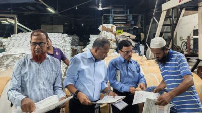 রাতে ছাপাখানায় বিশেষ সহকারী, দেখলেন পাঠ্যবই ছাপার অগ্রগতি