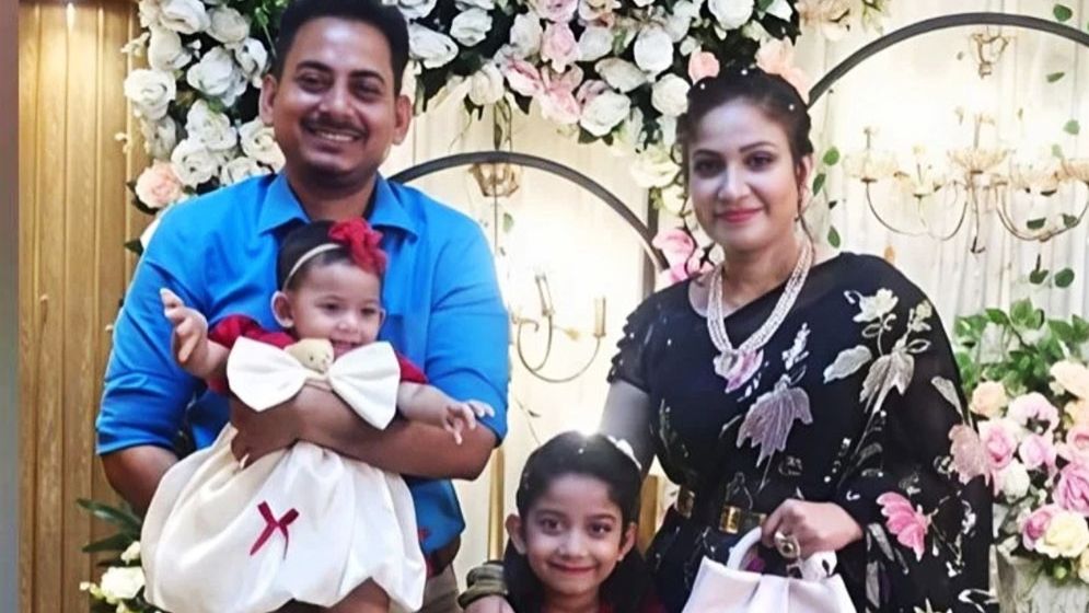 রিসোর্টে আগুনের পর থেকে নিখোঁজ ২ শিশুসহ একই পরিবারের ৪ জন