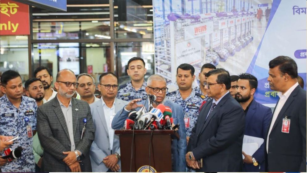 প্রবাসীদের লাগেজ পরিবহনে শাহজালাল বিমানবন্দরে ১৫০ ট্রলি হস্তান্তর