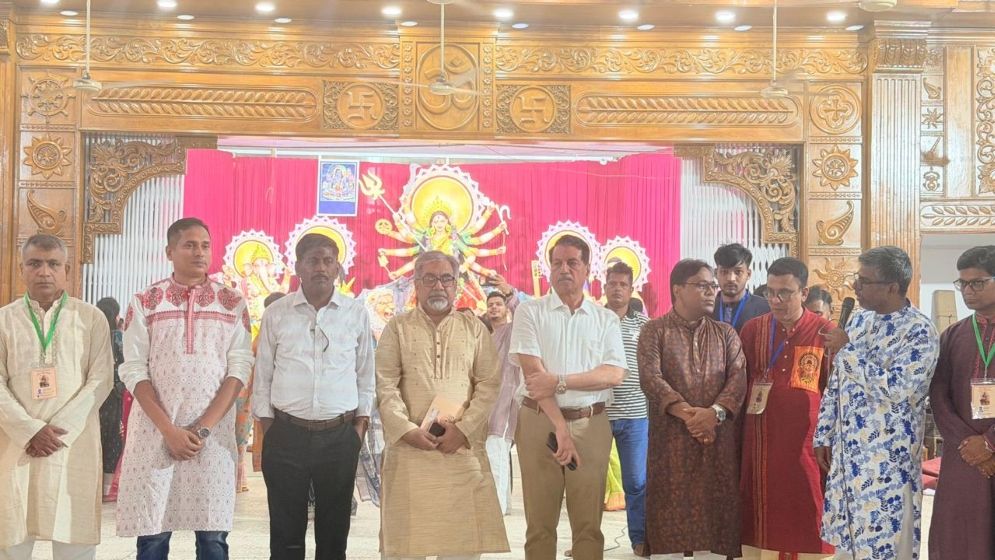 ঢাকার বিভিন্ন পূজামণ্ডপ পরিদর্শন বিএনপির পর্যবেক্ষণ কমিটির