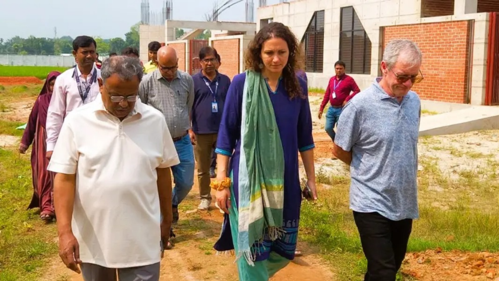 ঠাকুরগাঁওয়ে উচ্চশিক্ষার সম্ভাবনা যাচাইয়ে যুক্তরাজ্যের প্রতিনিধিরা