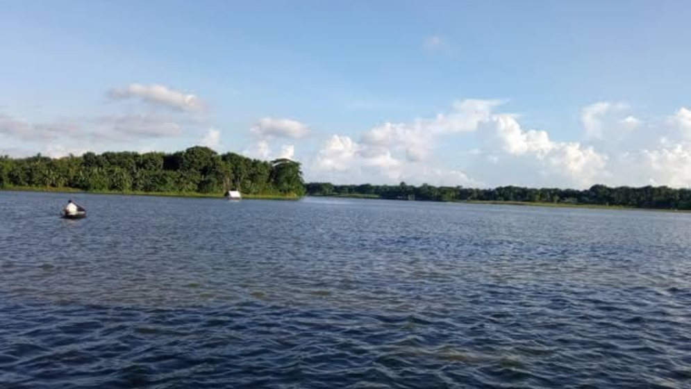 বাঁওড়ের উন্নয়ন ও জেলেদের জীবিকা সমৃদ্ধ করতে ৪৭ কোটি টাকার প্রকল্প
