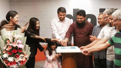 ডেইলি সানের সম্পাদক রেজাউল করিম লোটাসের জন্মদিন উদযাপন