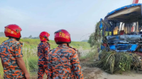 ঢাকা-মাওয়া এক্সপ্রেসওয়েতে বাস খাদে পড়ে নিহত ৩, আহত ১৬