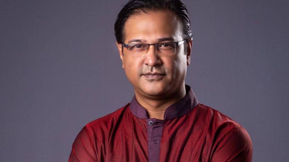 গাড়ি লক্ষ্য করে গুলিকাণ্ডে যা জানালেন আসিফ আকবর