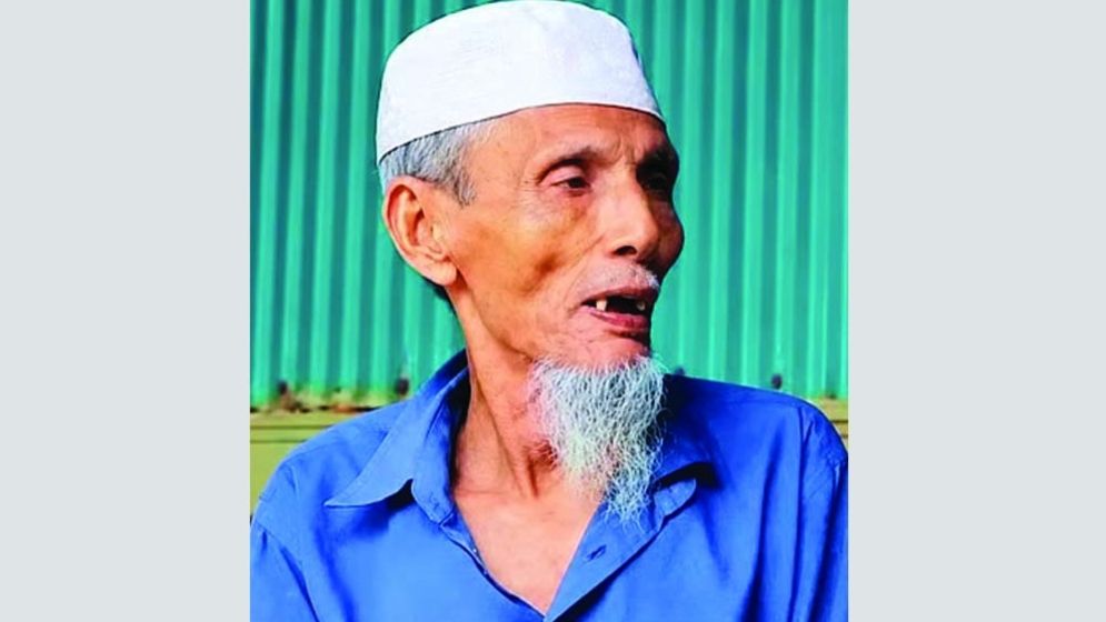 বিরোধ-অনিশ্চয়তা শেষে রাত দেড়টায় দাফন মানিক পশারীর