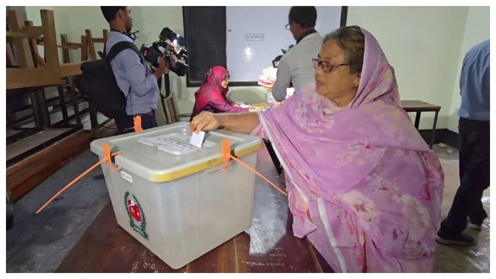 উপ-নির্বাচন কেন হয়, কারা ভোট দেন?