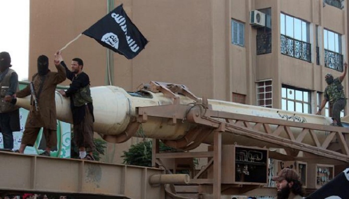 <font style=\'color:#000000\'>At least 25 IS militants killed in Syria factory blust</font>