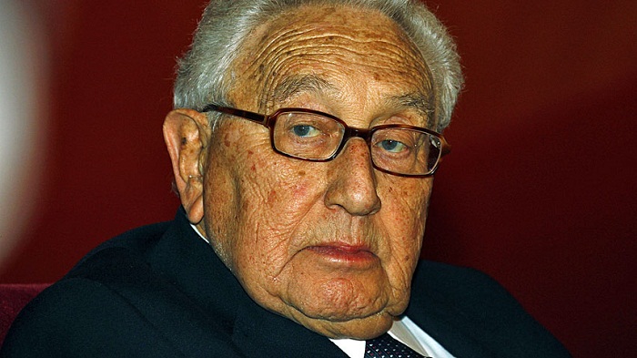 Kissinger: World should not negotiate with IS
