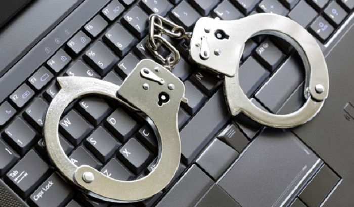 Nigerian among 2 arrested for bank account hacking