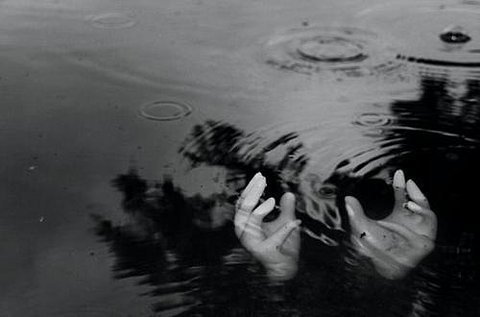 3 children drown in port city