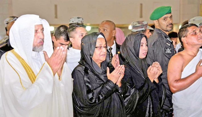 Prime Minister Sheikh Hasina performing Umrah 