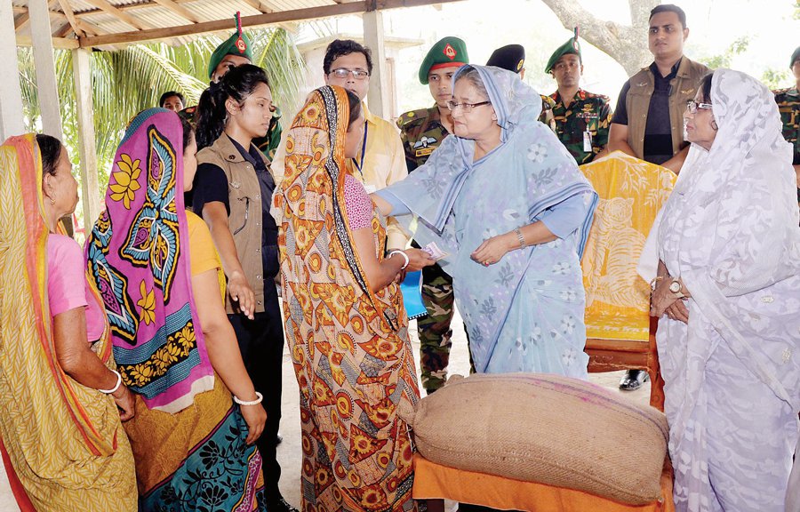 Prime minister to visit Kurigram, Dinajpur Sunday to see flood victims