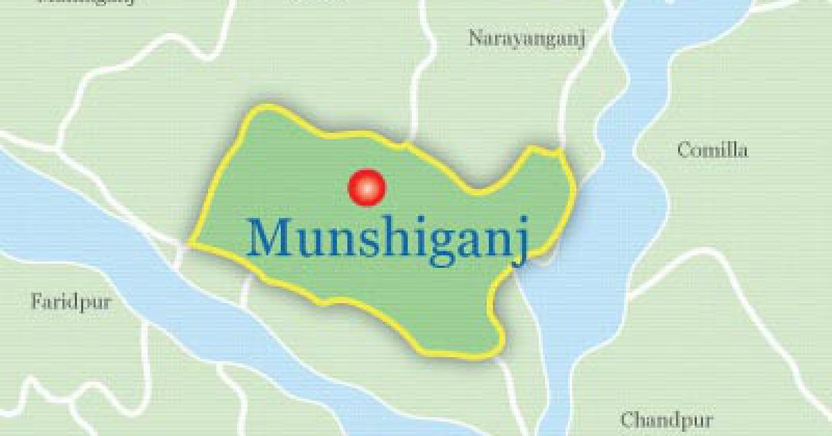 Munshiganj bus plunge kills 3