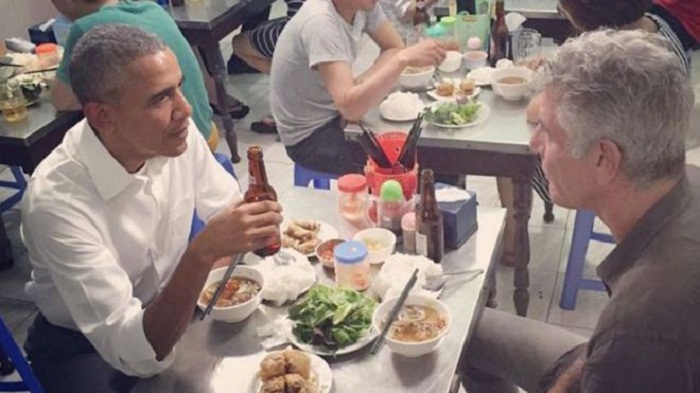 Barack Obama's $6 dinner table preserved for posterity in Vietnam