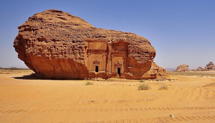 Desert ruins of Al-Ula: Saudis revive forgotten past