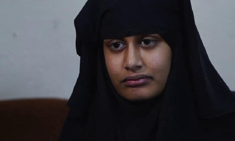 Shamima Begum: IS teenager's family challenge citizenship move