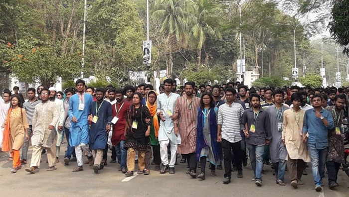 DUCSU polls: Protesters call indefinite strike at Dhaka University, demand re-election