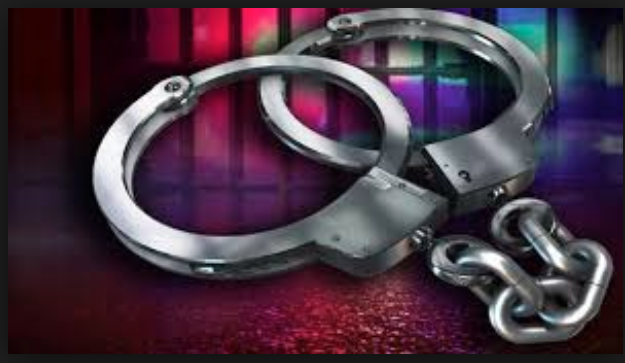 ‘Hundi trader’ held with $10,000 in Benapole