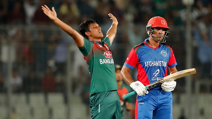Afghanistan set Bangladesh to chase 165 to win