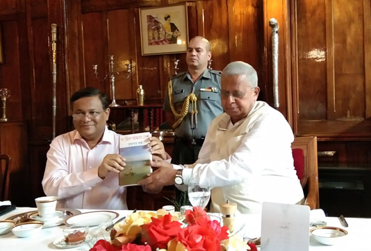 Hasan meets Meghalaya governor in Shillong