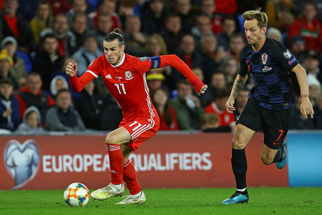 Bale on target as Wales' Euro hopes on knife-edge

