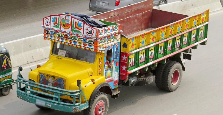 Two businessmen killed in Sirajganj road accidents

