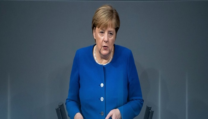Merkel calls on Turkey to end Syria offensive