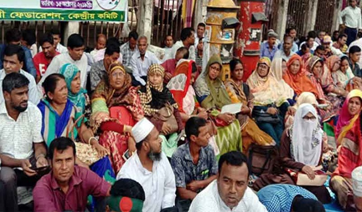 Non-MPO teachers begin indefinite hunger strike