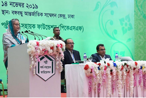 People couldn’t get much benefit from microcredit: PM