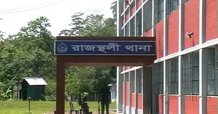 Three gunned down in JSS factional clash in Rangamati