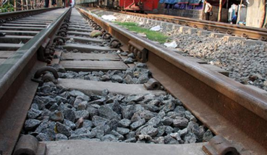 Man crushed to death under train wheel in Jamalpur