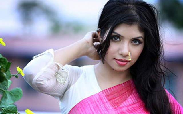 HC stays trial proceedings of actress Nawshaba’s case