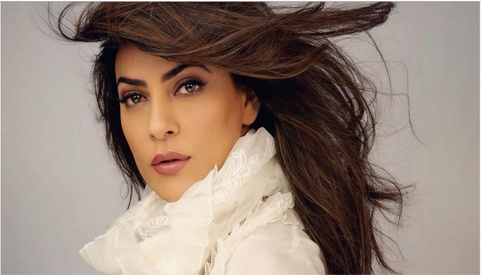 Sushmita Sen announces return to films after 10 long years