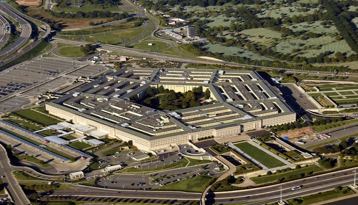 Pentagon suspends training of Saudis for security review