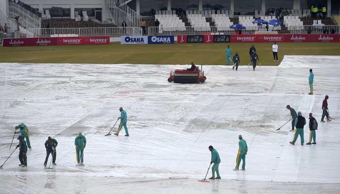 Wet weather delays third day of historic Pakistan, Sri Lanka Test