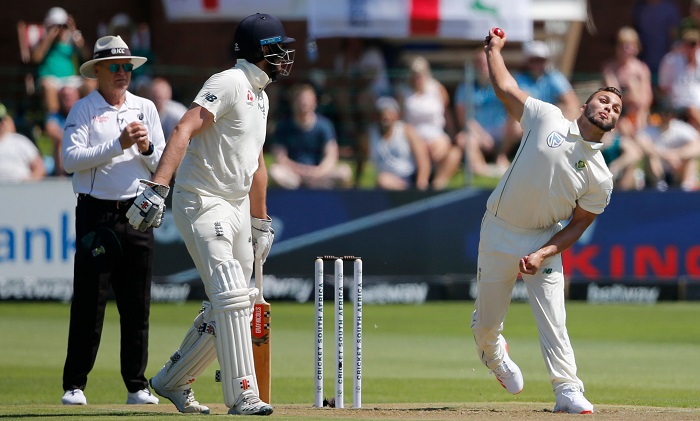 England win toss and bat in third South Africa Test