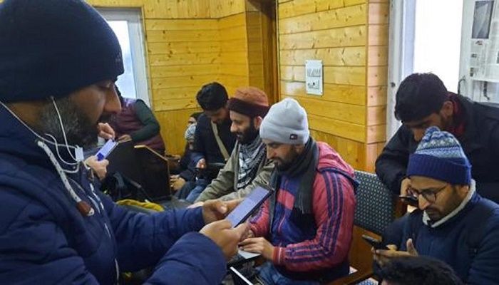 2G mobile internet services being restored in Jammu and Kashmir from today